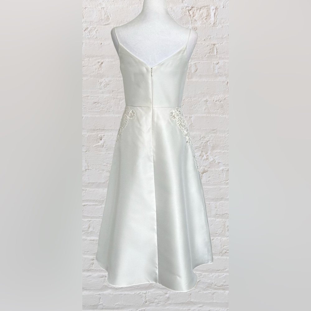 Adrianna Papell White Tea Length Wedding Gown lace applique Bodice Sz (4) 8 - Picture 4 of 8